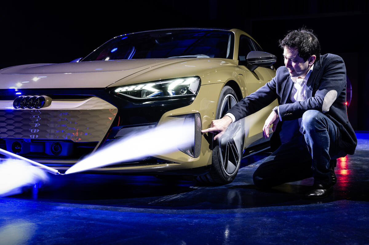 Kentaro Zens: "The air curtain stabilises airflow over the wheel" Kentaro Zens: "The air curtain stabilises airflow over the wheel"