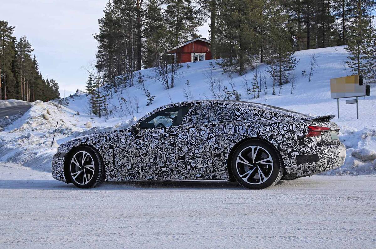 Audi E-Tron GT spyshots side