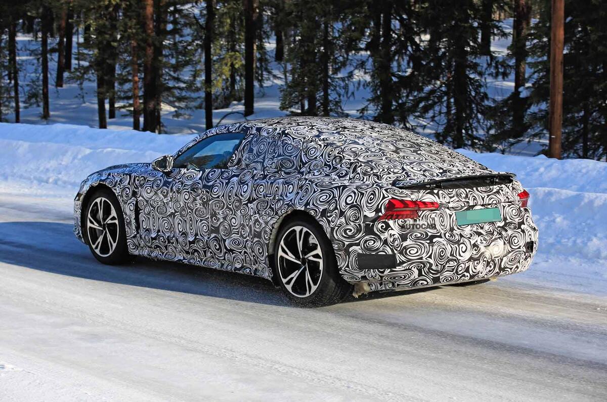 Audi E-Tron GT spyshots rear shoulder