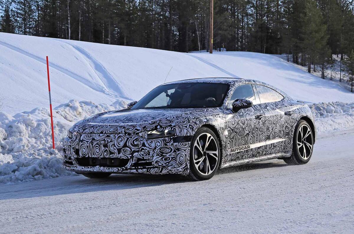 Audi E-Tron GT spyshots front 3/4