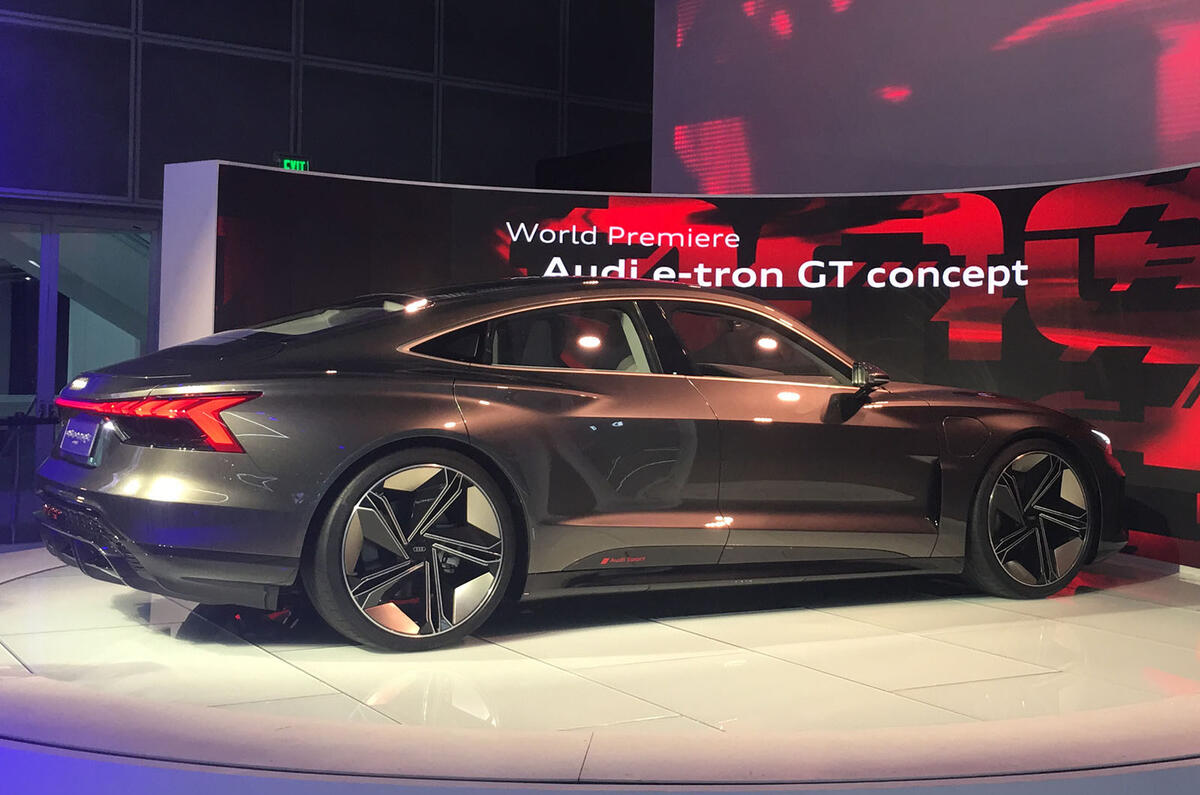 Auto E-tron GT concept official show debut - rear