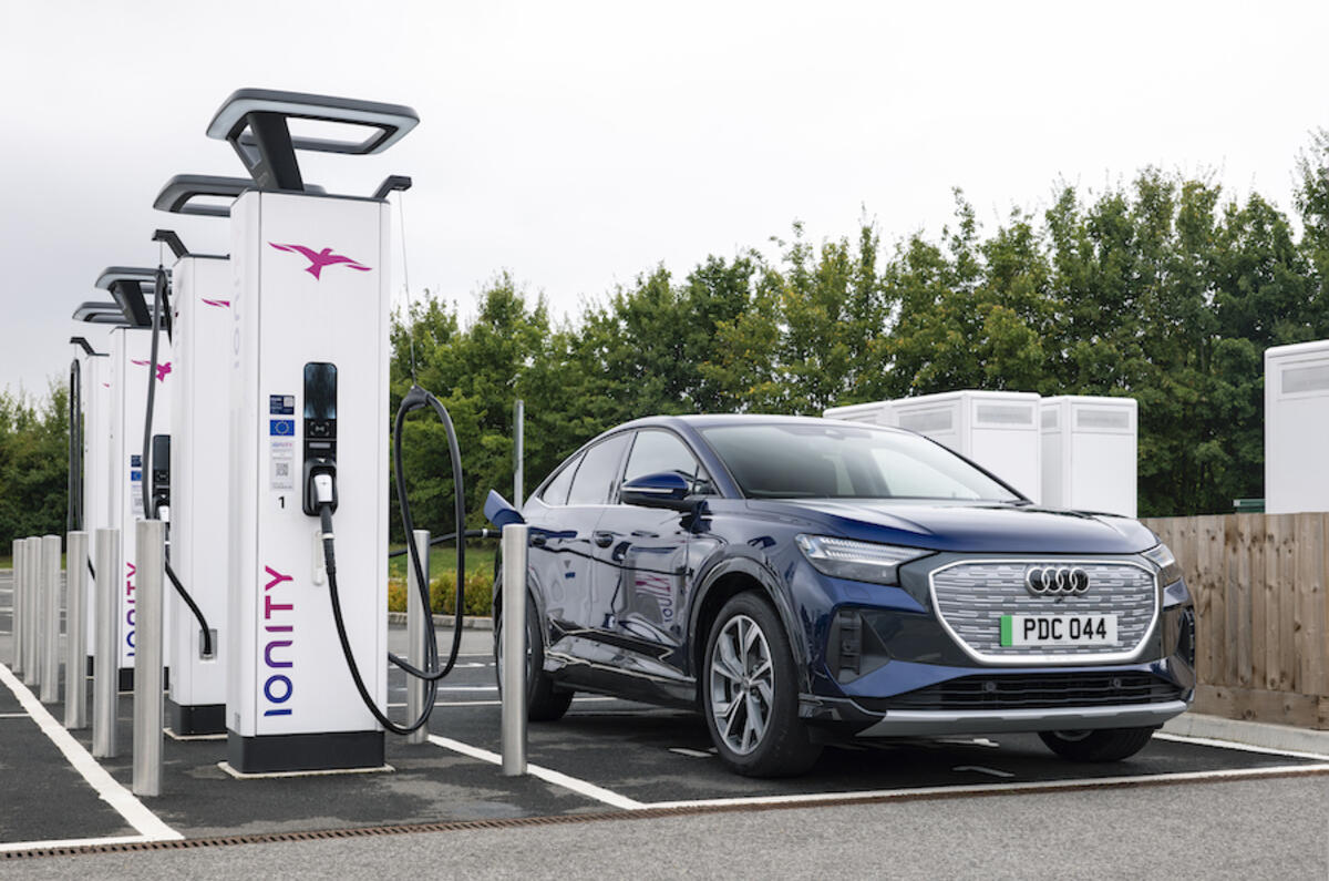 Rapid and ultra-rapid chargers help you top up your range quickly, keeping you moving Rapid and ultra-rapid chargers help you top up your range quickly, keeping you moving