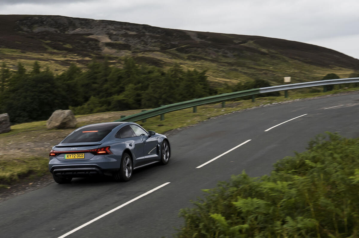 The Audi e-tron GT's virtual engine note helps you flow from corner to corner on an amazing road The Audi e-tron GT's virtual engine note helps you flow from corner to corner on an amazing road