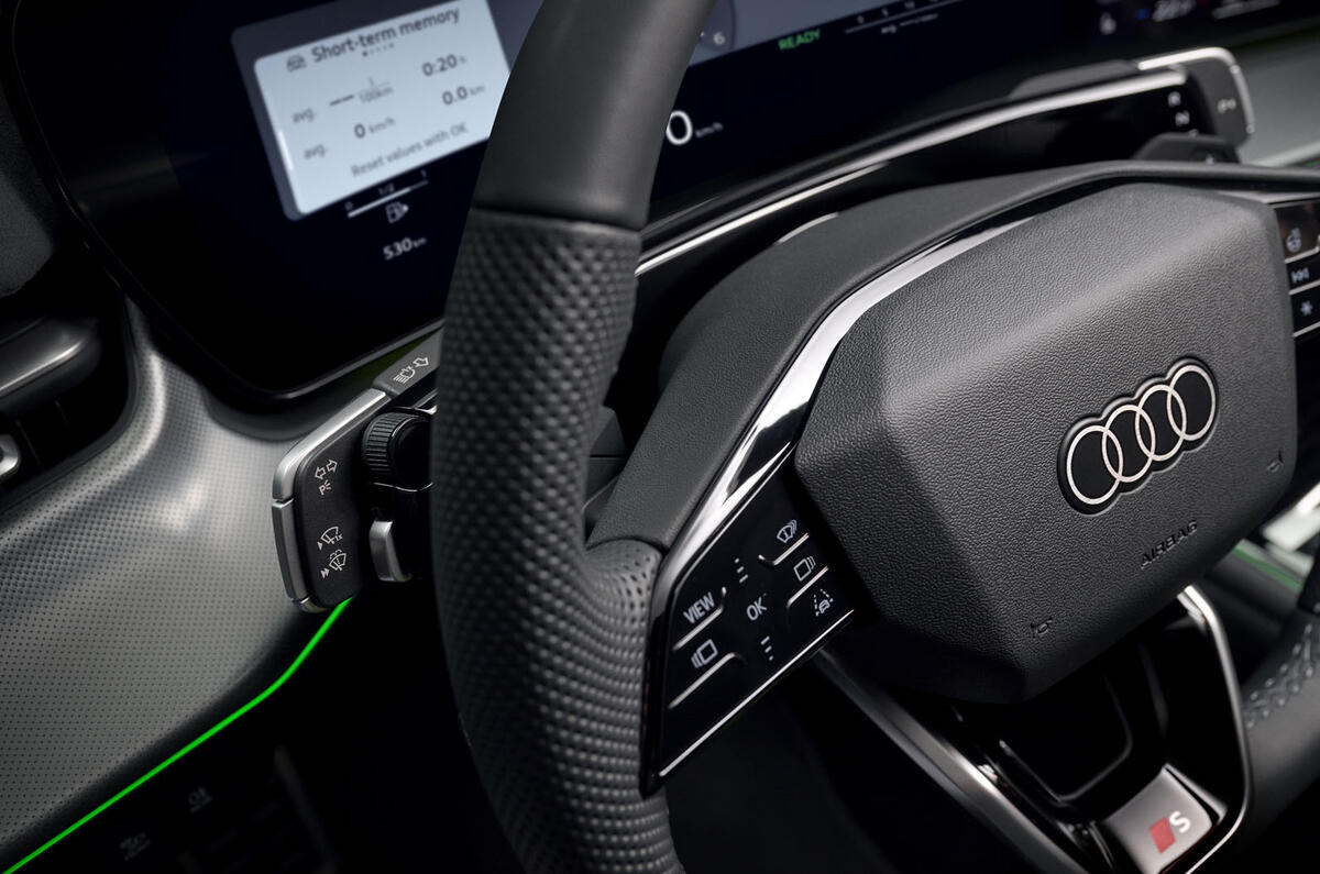 audi_q3_2025_interior_stalks_steering_wheel_control_unit.jpg