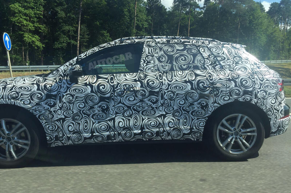 2018 Audi Q3 – new pics of future BMW X1 rival