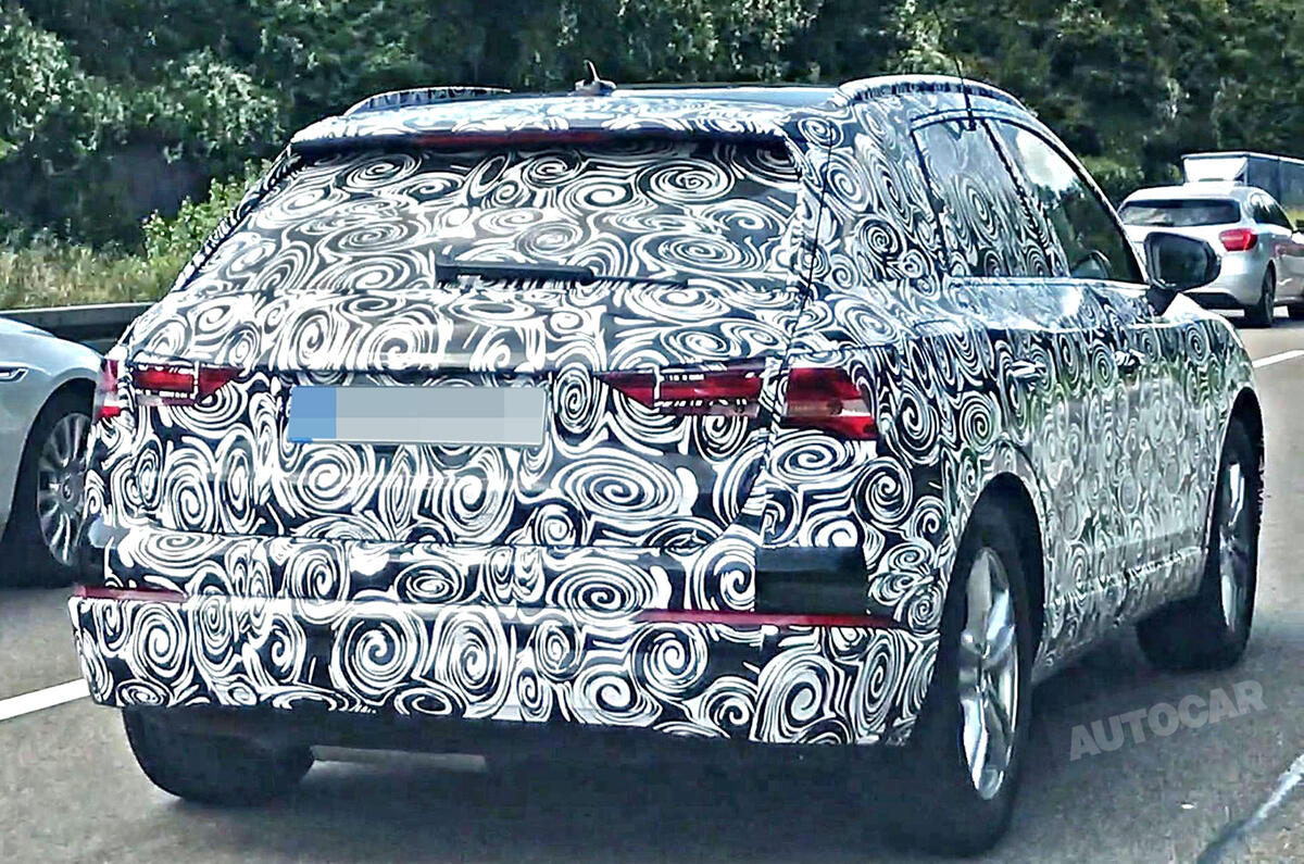 2018 Audi Q3 – new pics of future BMW X1 rival
