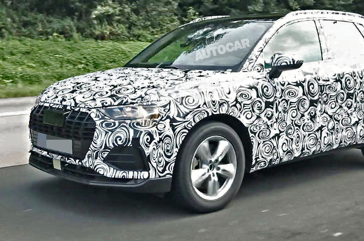 2018 Audi Q3 – new pics of future BMW X1 rival