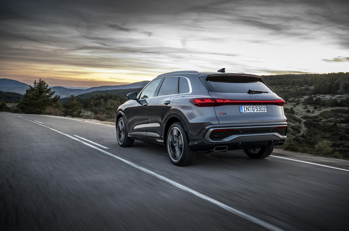 Audi Q5 REAR