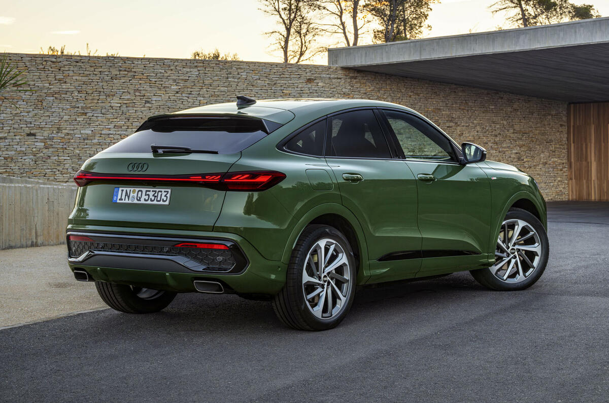 Audi Q5 Sportback   static rear three quarterrs Audi Q5 Sportback   static rear three quarterrs
