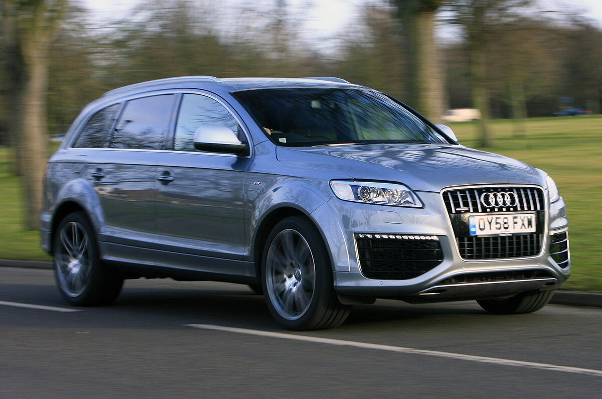 Audi Q7 V12