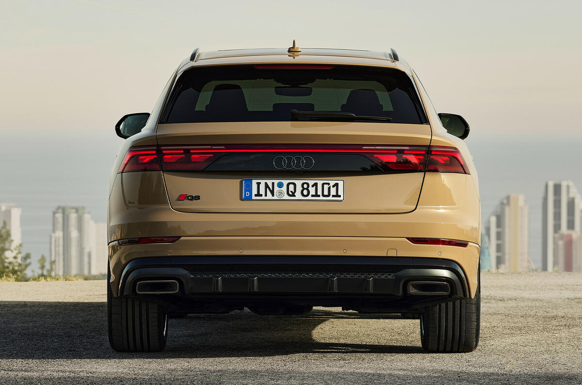 Audi Q8 rear headon Audi Q8 rear headon