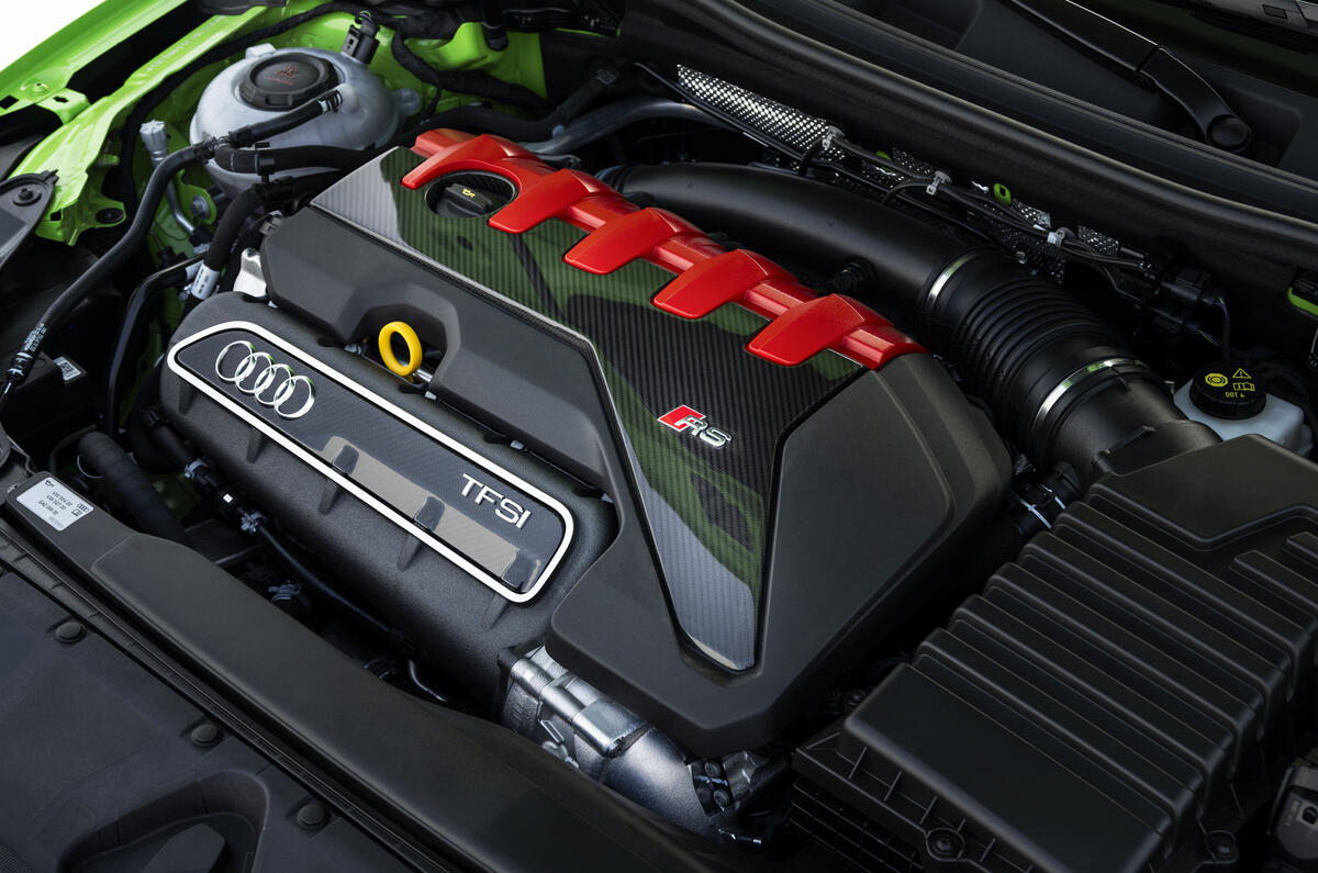 Audi RS3 engine