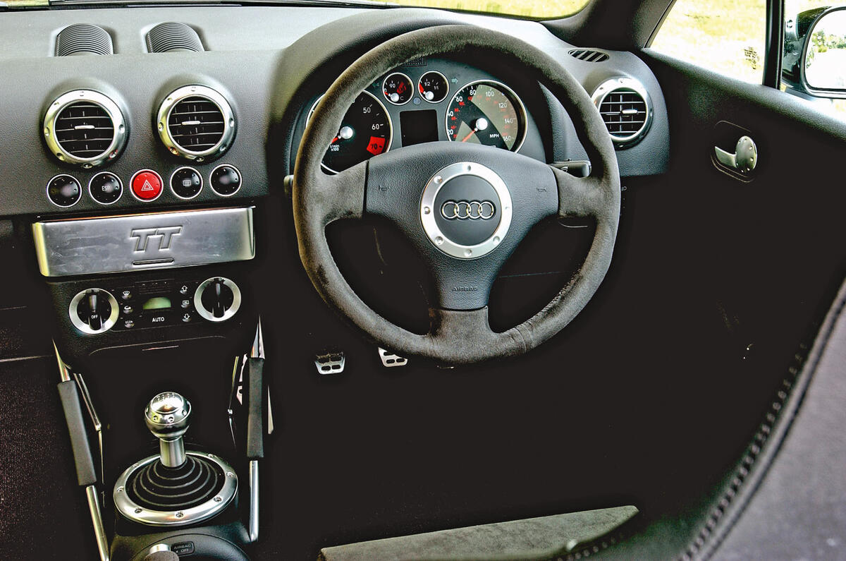 Audi TT 1995 concept interior