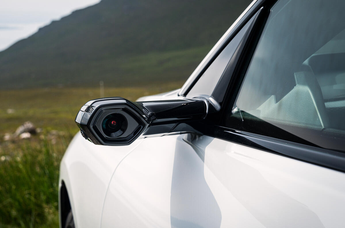 Audi A6 Avant e-tron 