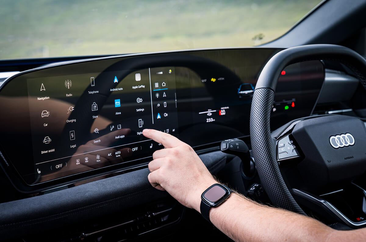Audi A6 e-tron interior