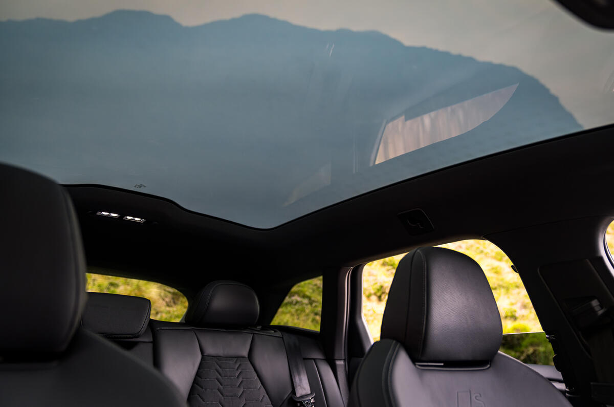 Audi A6 e-tron interior