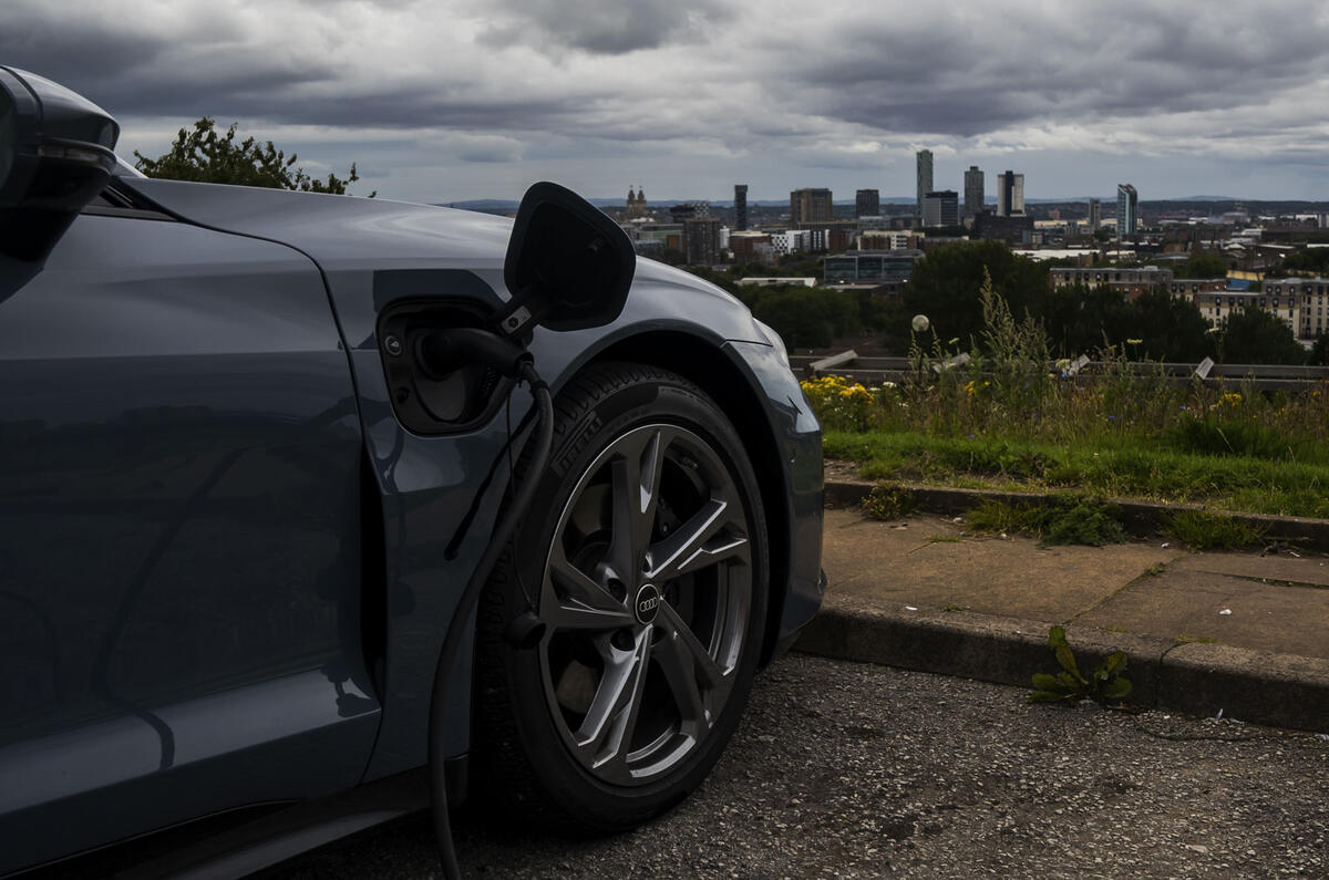 #4 Audi’s smart e-tron route planner uses real-time traffic and charging data to plot the optimal route #4 Audi’s smart e-tron route planner uses real-time traffic and charging data to plot the optimal route