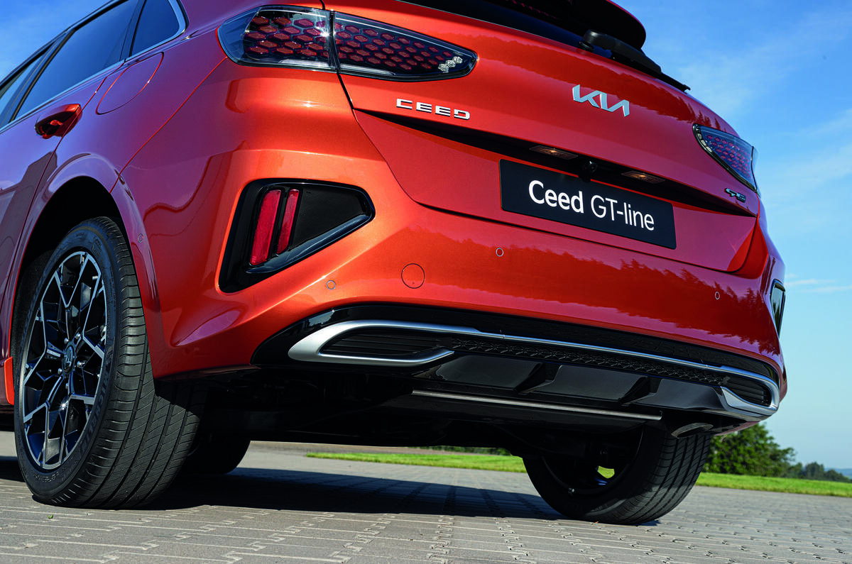 AZ3I0877 print AZ3I0877 print