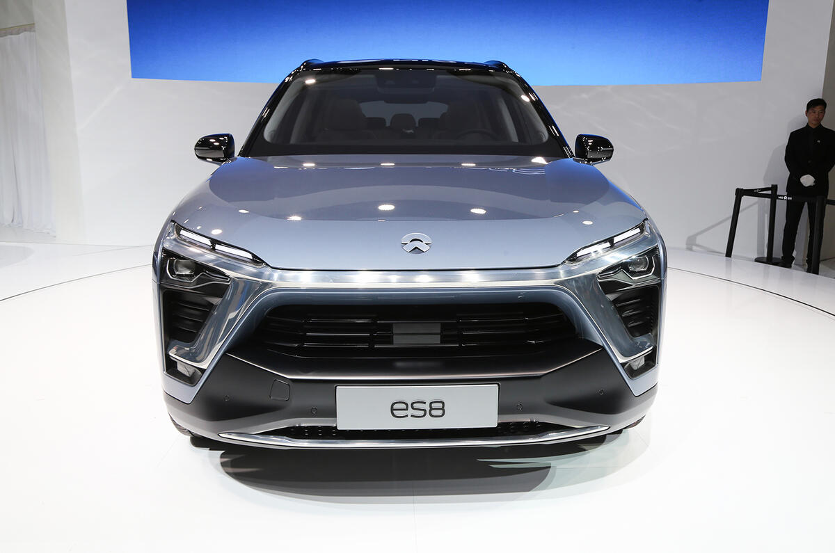 Nio ES8