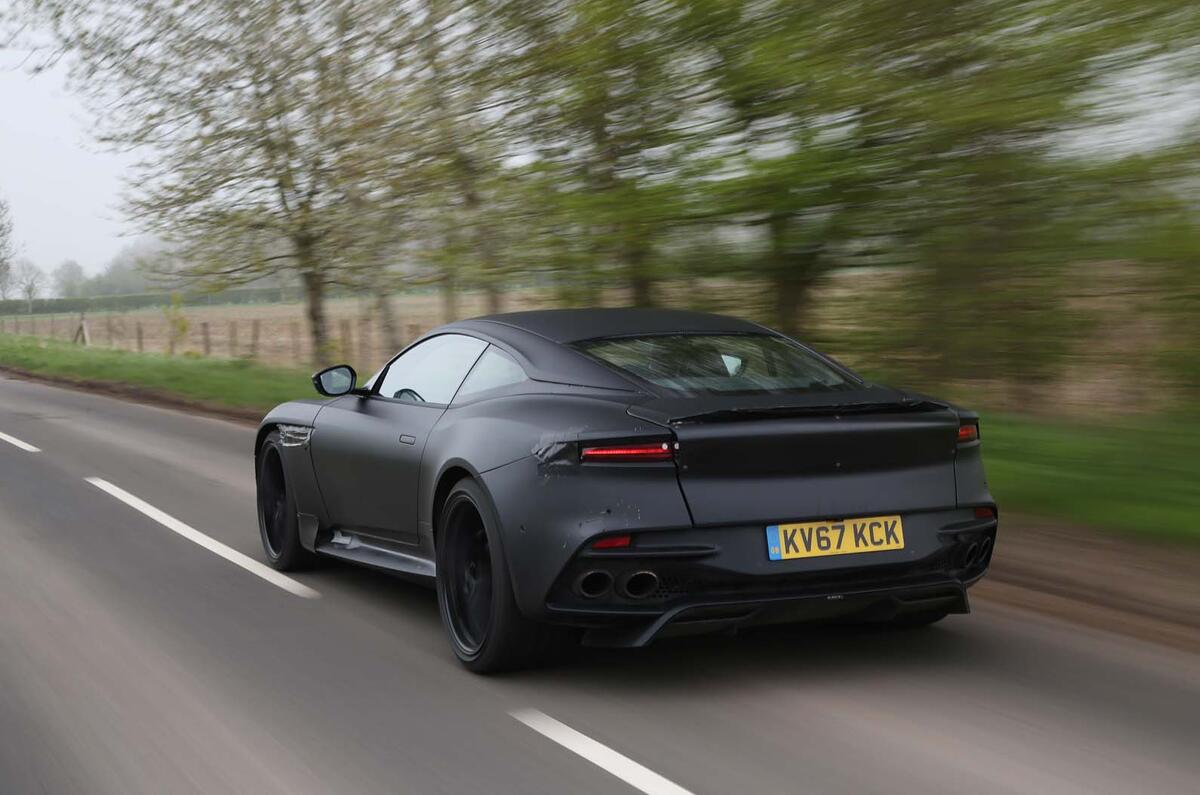 Aston Martin DBS Superleggera
