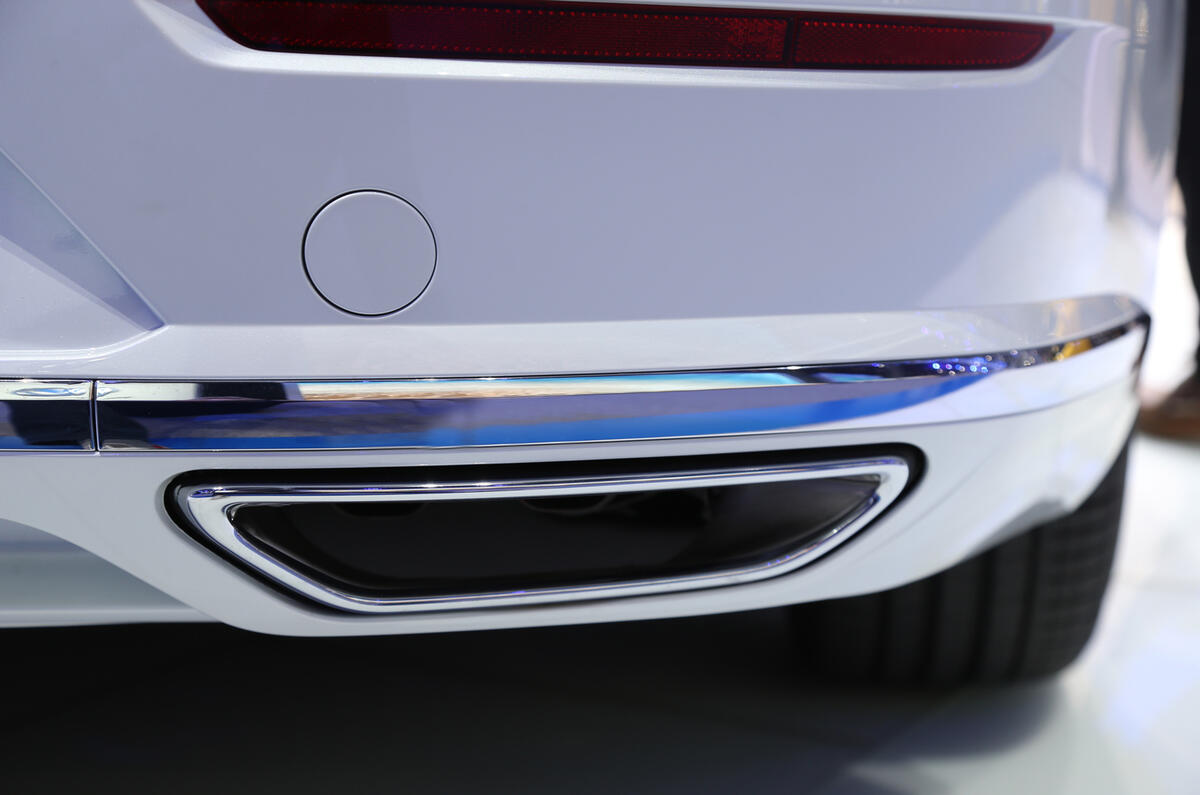 2017 Volkswagen Arteon revealed as CC replacement