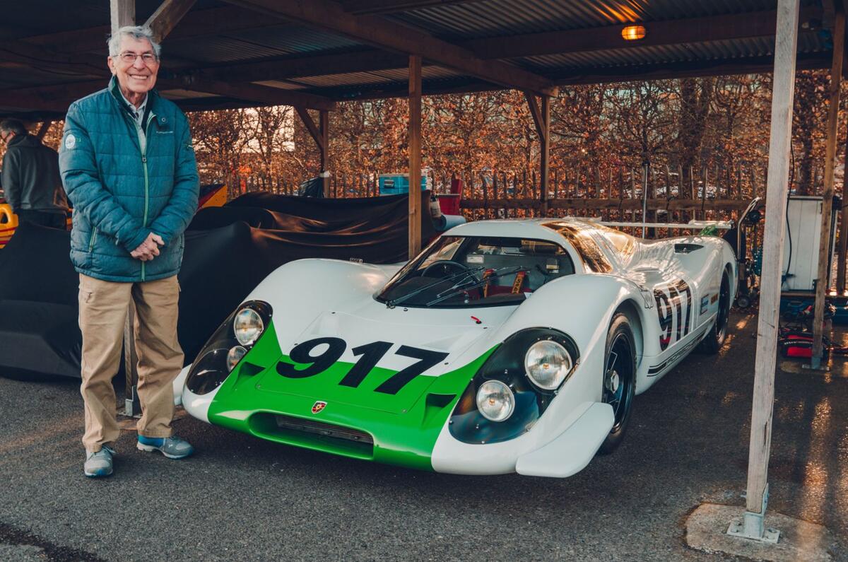 b N5QKBSAQ b N5QKBSAQ