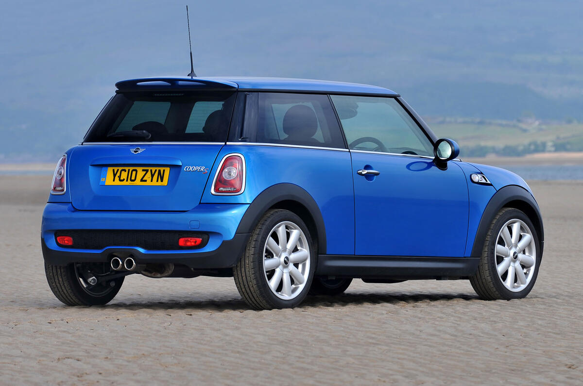 Mini Cooper S R56 rear