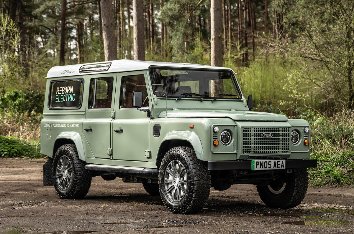 Bedeo Land Rover Defender EV front three quarter