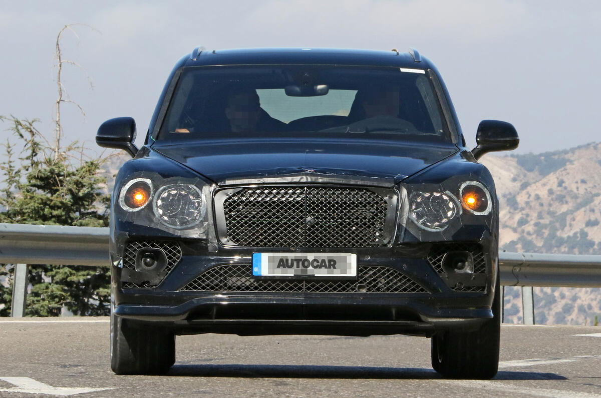 Bentley Bentayga facelift prototype spy shot - front