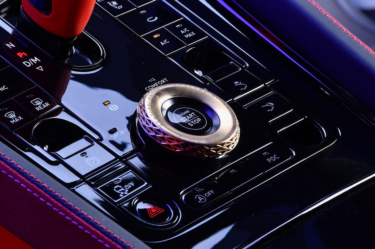 Bentley Batur 2022 dial detail Bentley Batur 2022 dial detail