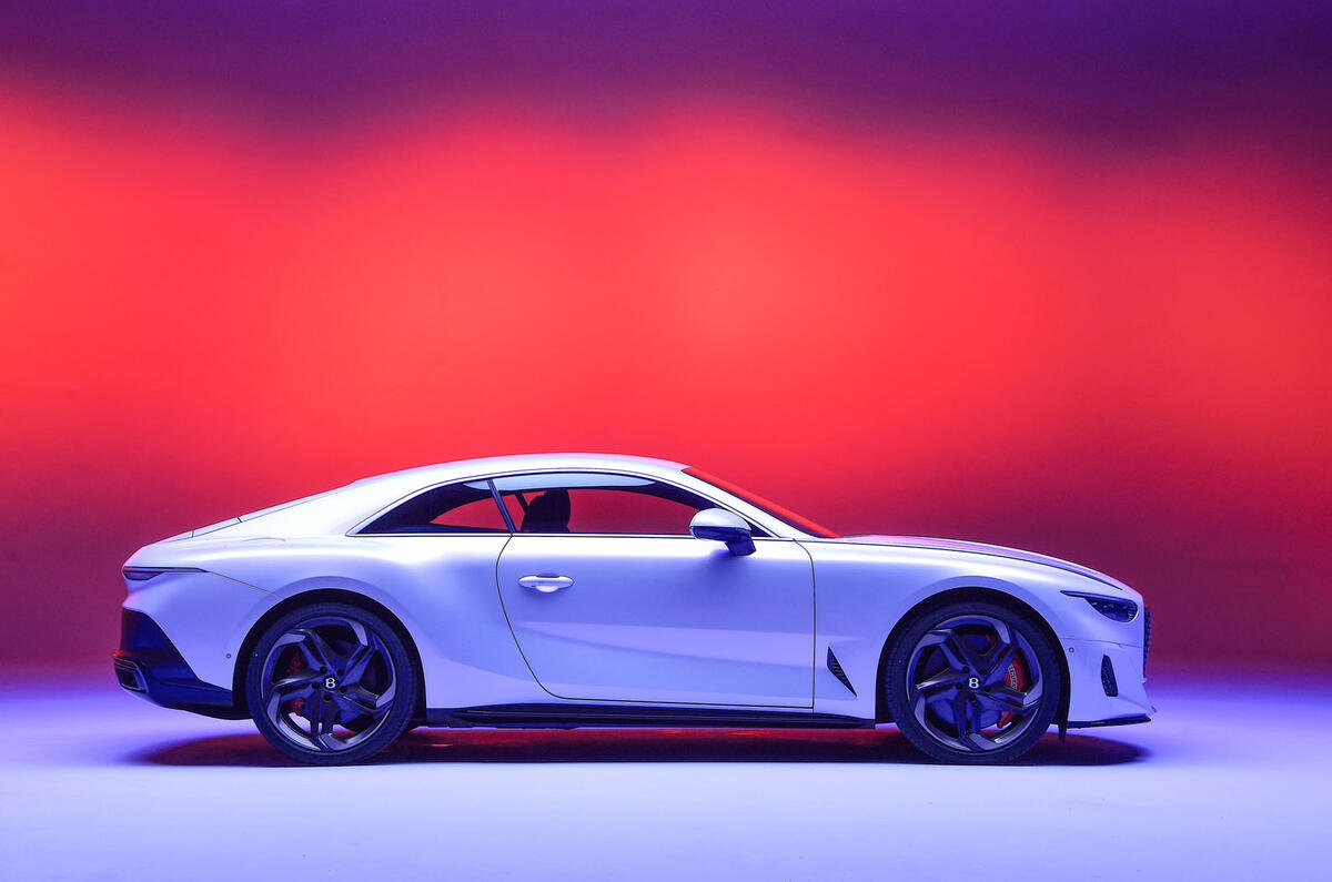 Bentley Batur 2022 side studio Bentley Batur 2022 side studio