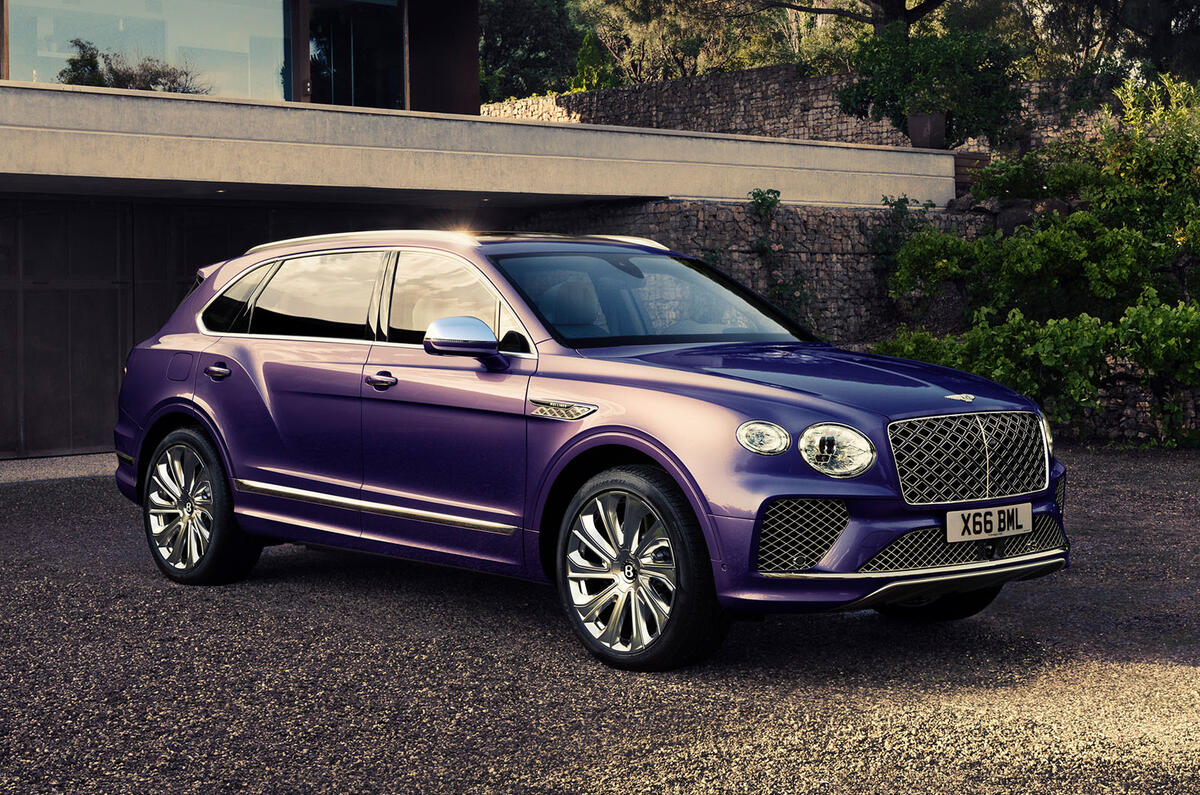 Bentley Bentayga EWB Mulliner front quarter static Bentley Bentayga EWB Mulliner front quarter static