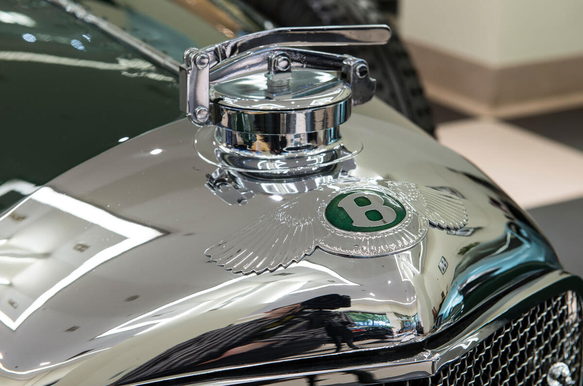 Bentley Blue Train Special London detail 0 Bentley Blue Train Special London detail 0