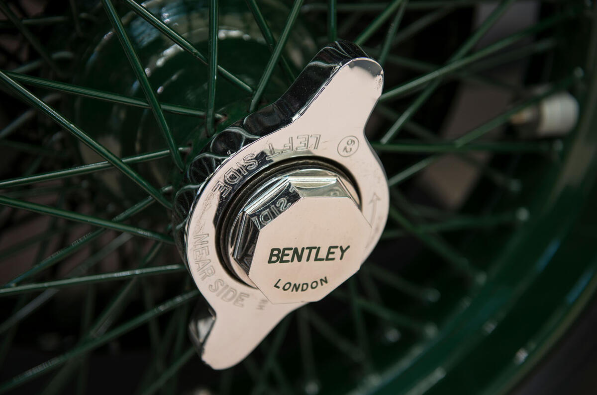Bentley Blue Train Special London detail 3 Bentley Blue Train Special London detail 3