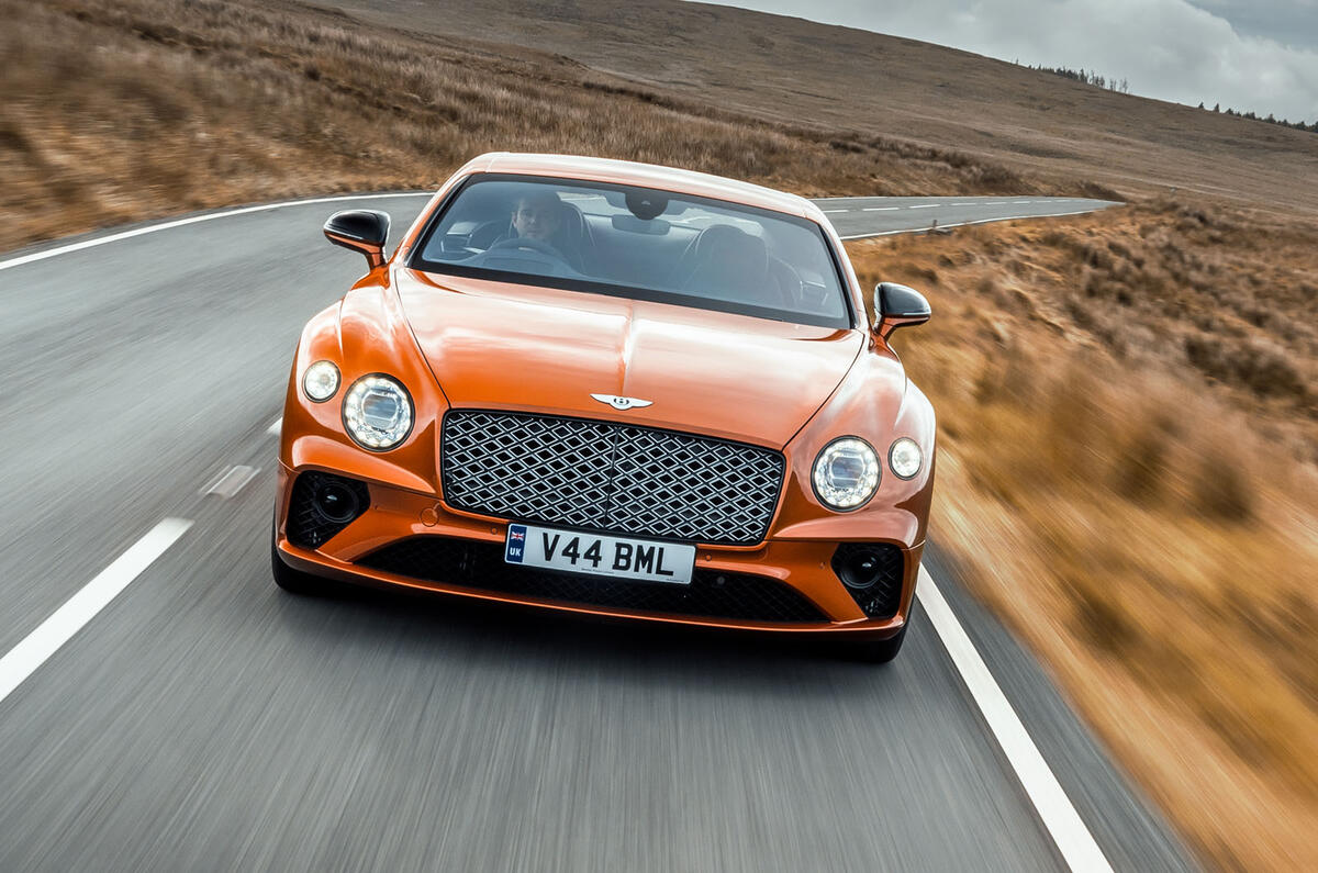 Bentley Continental GT Mulliner W12 front tracking 2 Bentley Continental GT Mulliner W12 front tracking 2