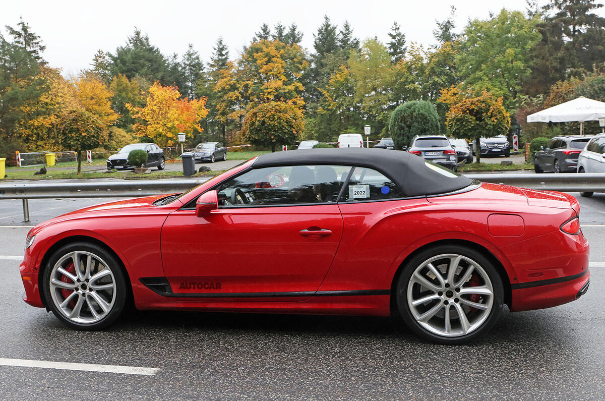 Bentley Continental GTC PHEV spy left side 2