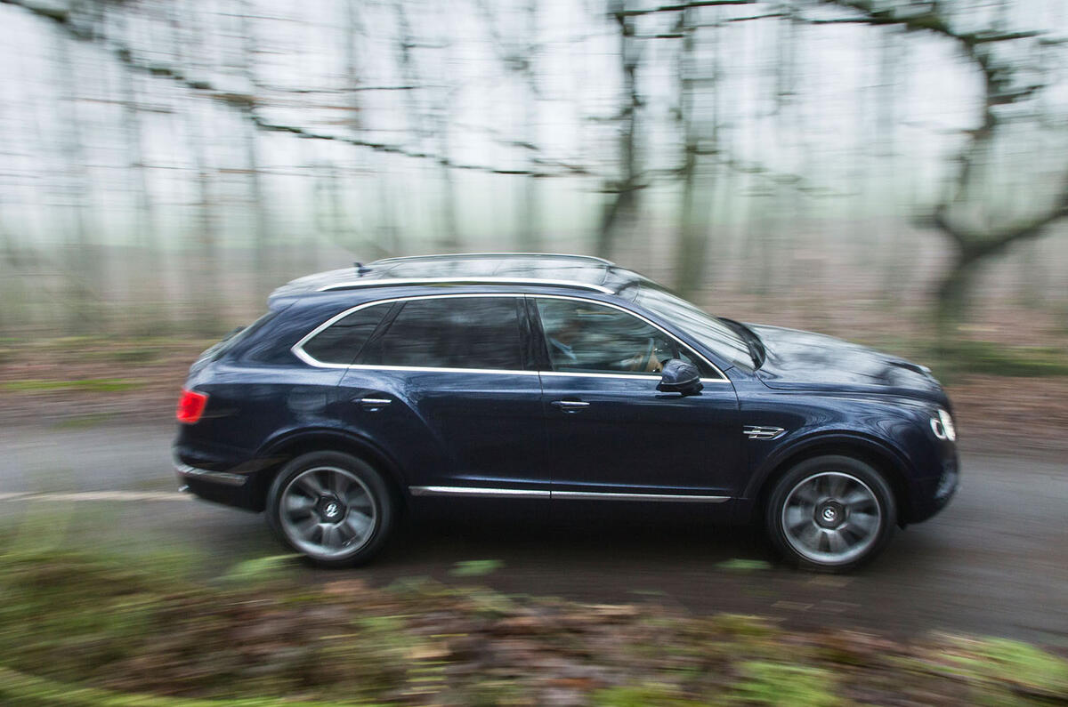 Bentley Bentayga Diesel side profile