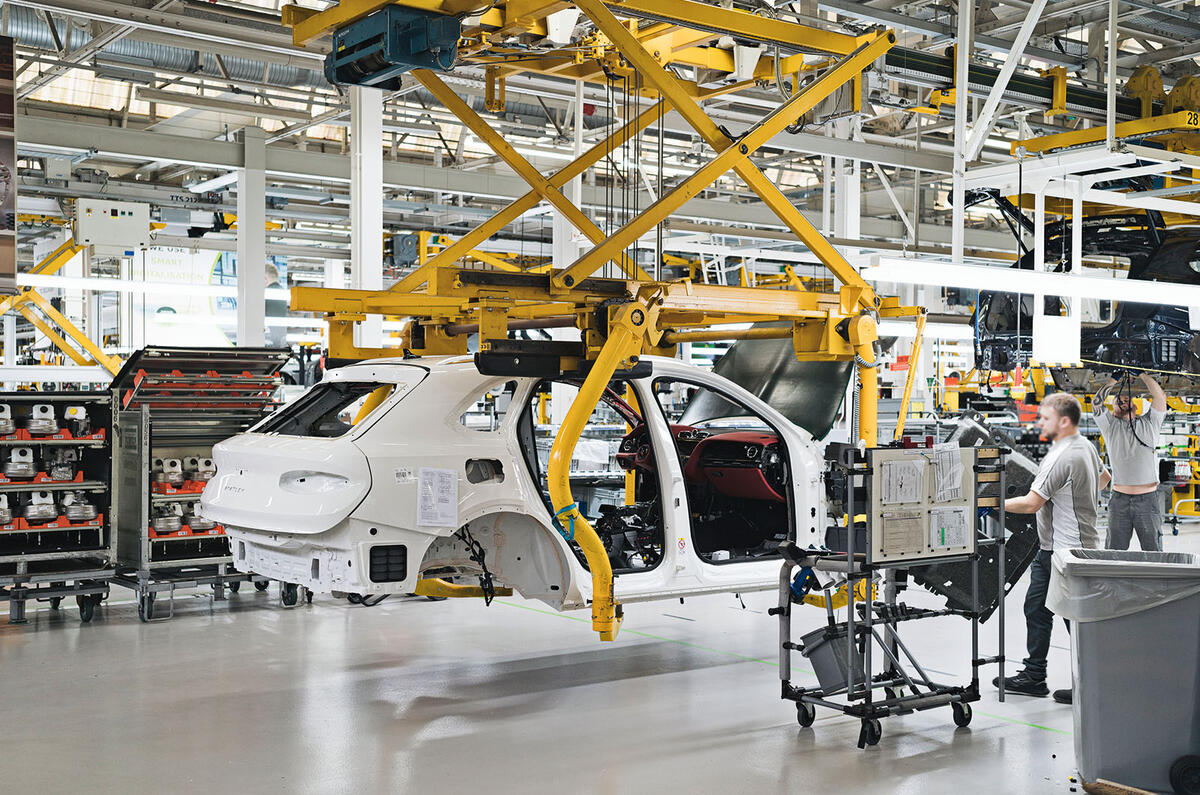 Bentley feature Bentayga production Bentley feature Bentayga production