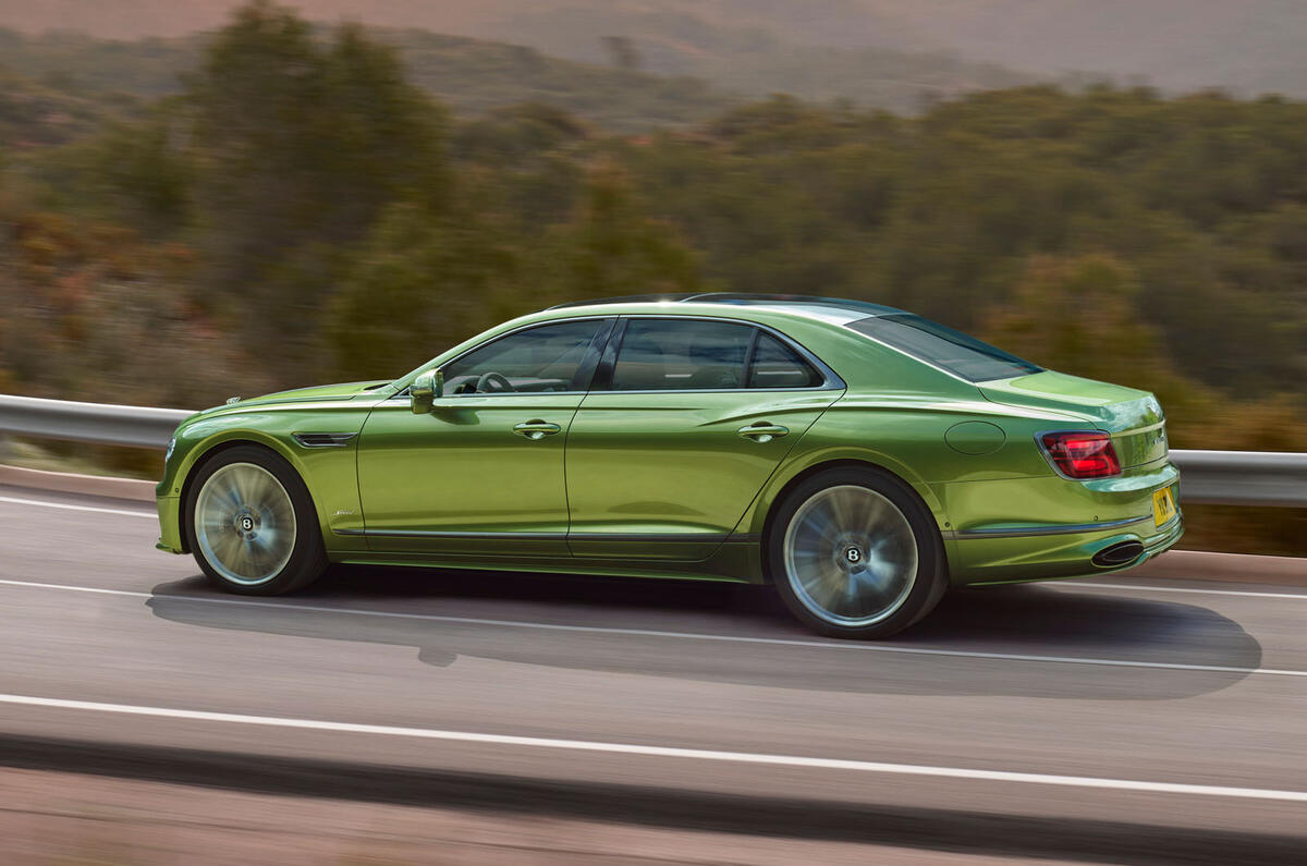 Bentley Flying Spur rear tracking Bentley Flying Spur rear tracking