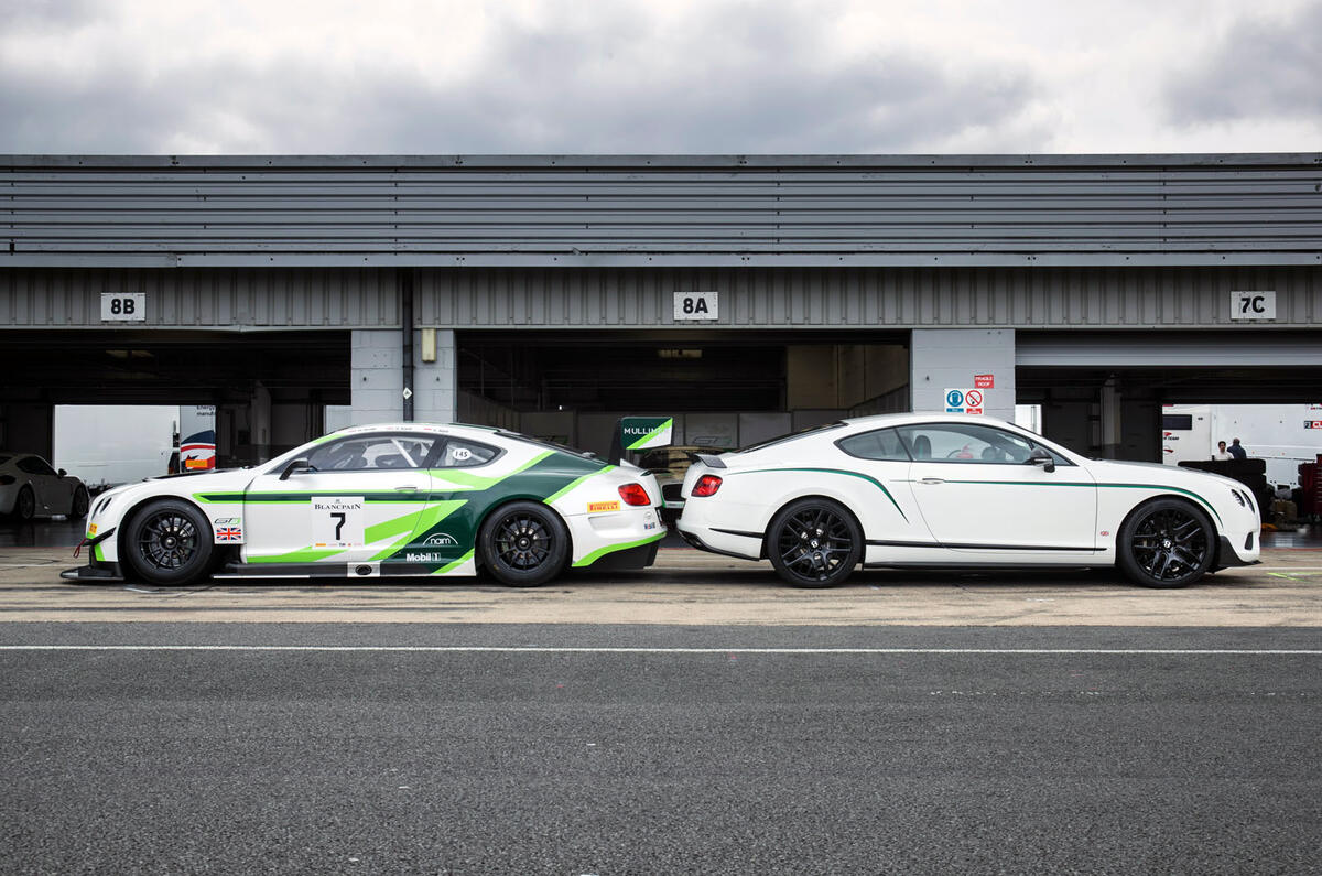 Bentley Continental GT3 vs Bentley Continental GT3-R