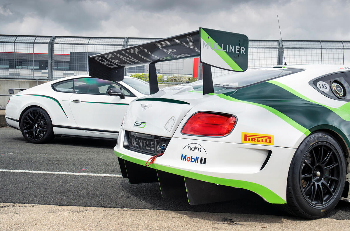 Bentley Continental GT3 vs Bentley Continental GT3-R