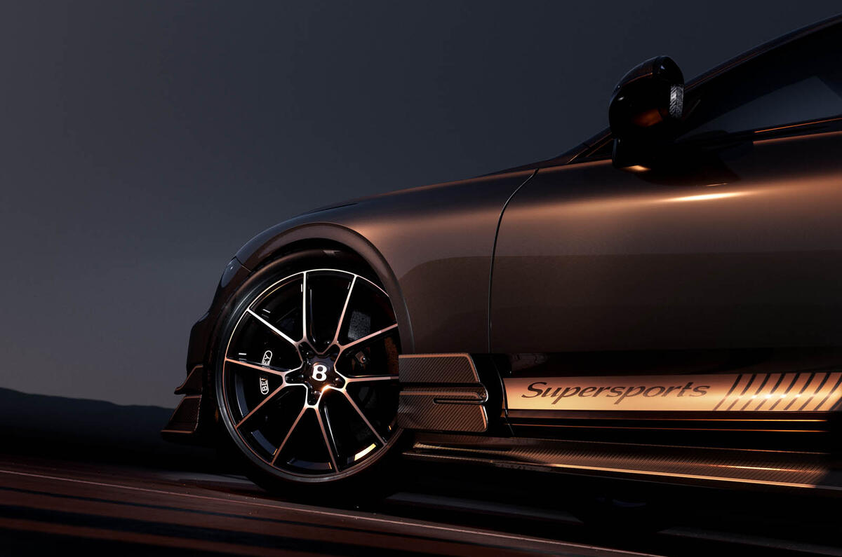 Bentley Supersports 2025044