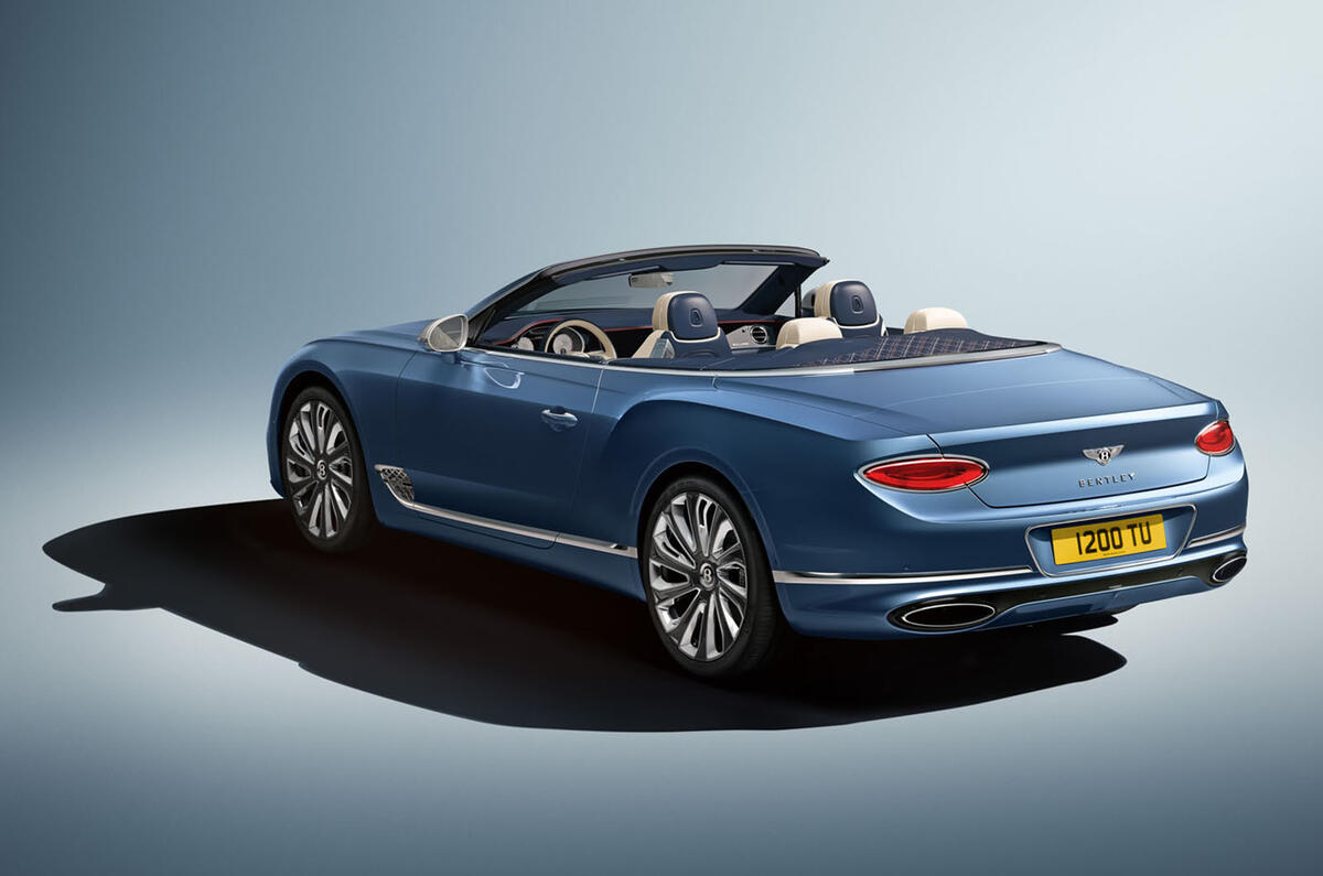 Bentley Continental GT Mulliner Convertible rear three quarters