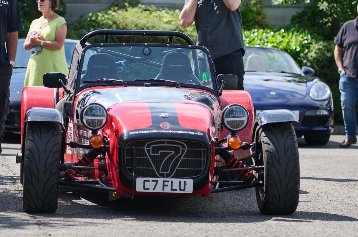 Bentley feature caterham Bentley feature caterham