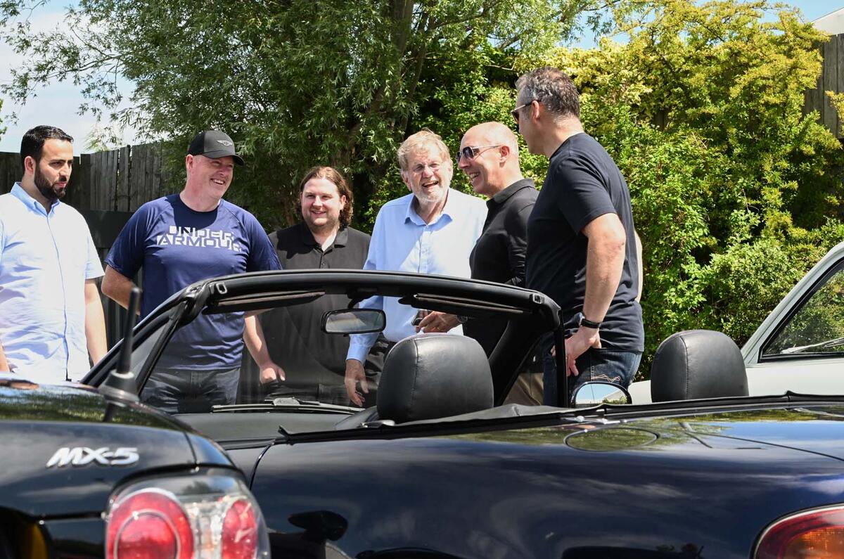 Bentley feature group image 2 Bentley feature group image 2
