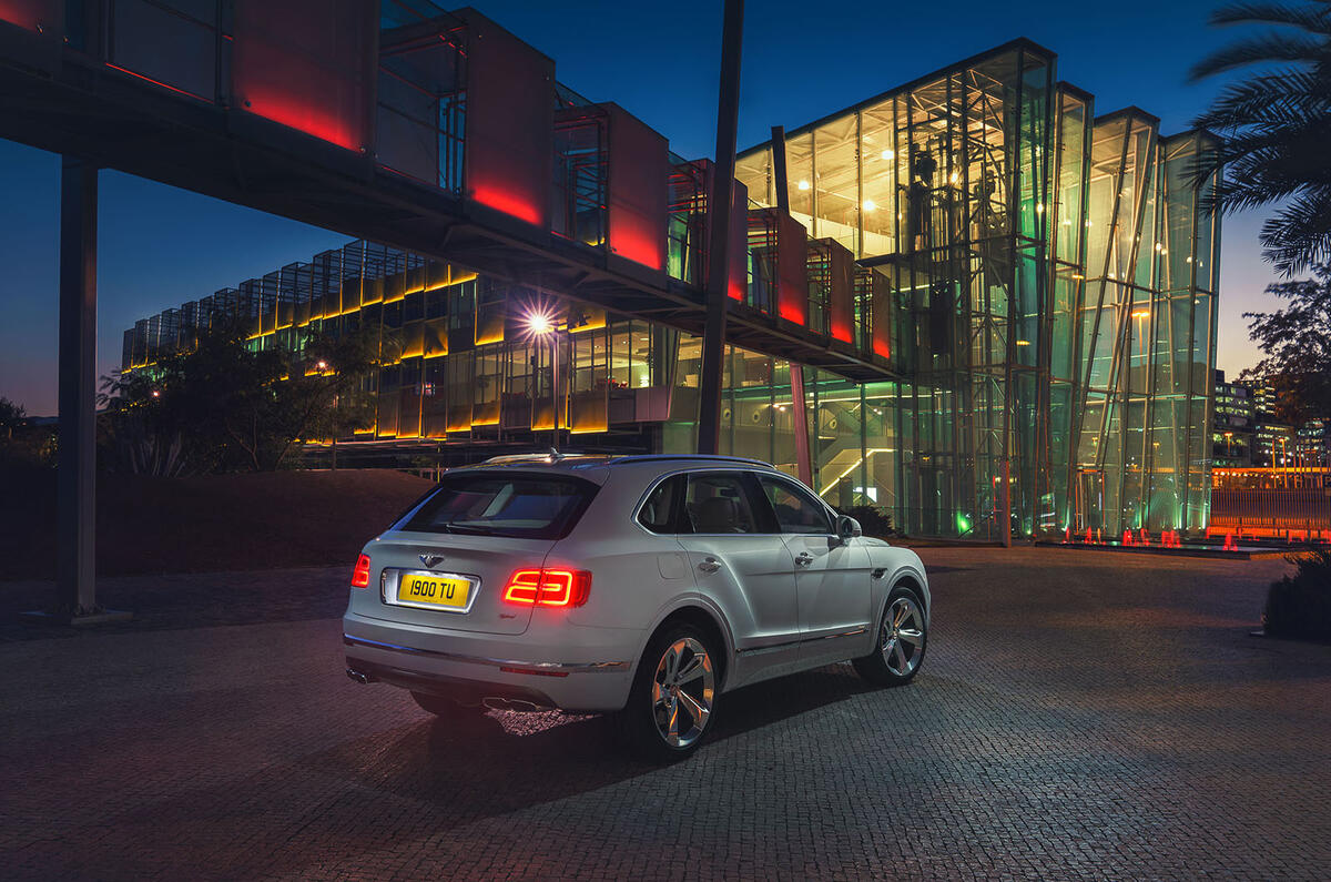 Bentley Bentayga hybrid