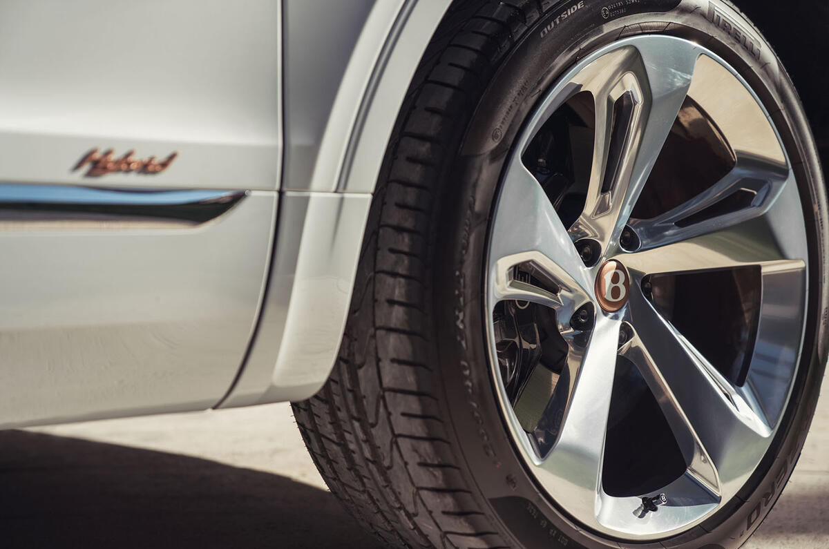 Bentley Bentayga hybrid