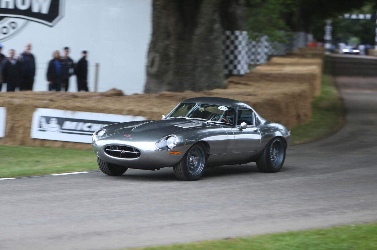 JAGUAR E-TYPE