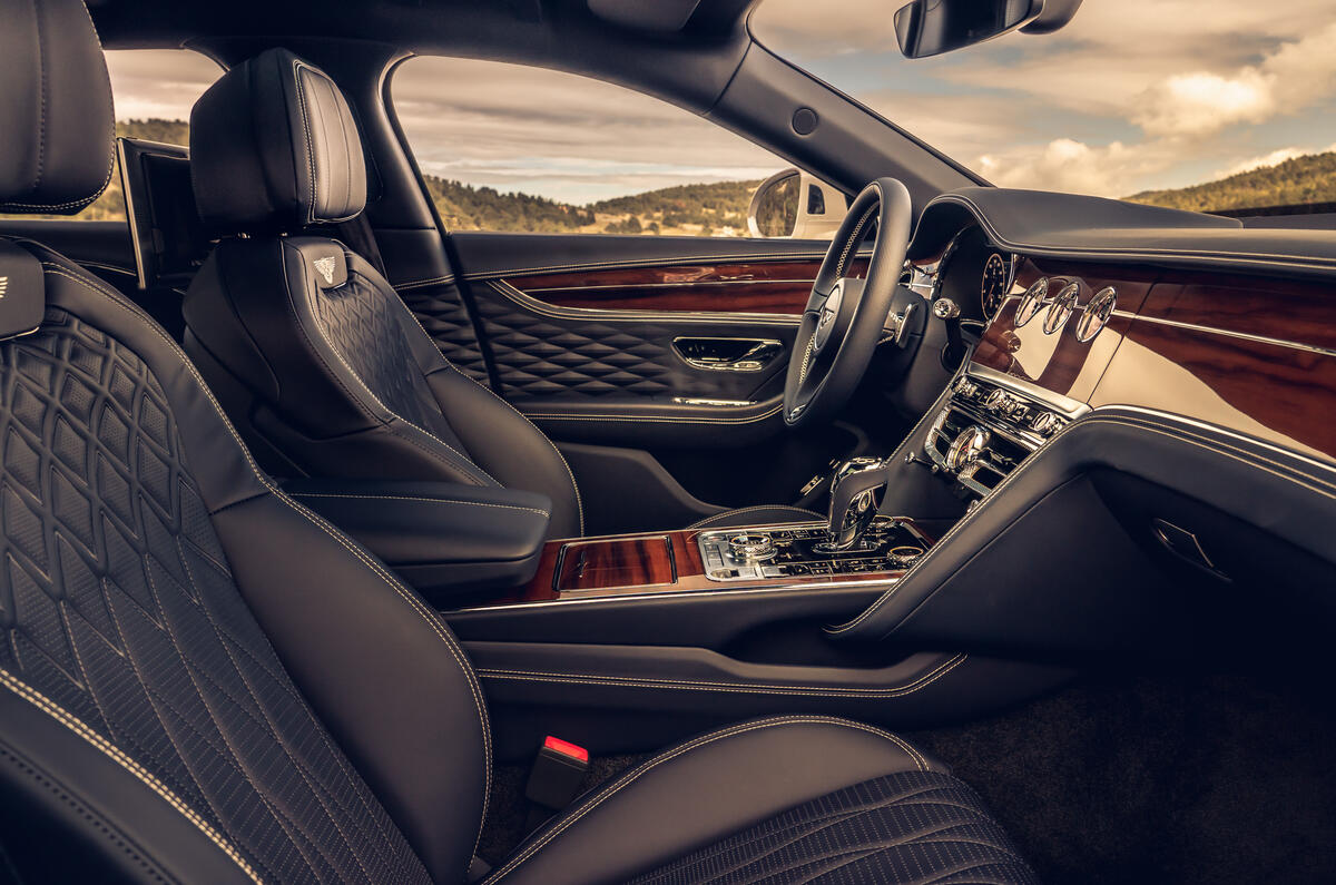 blackline flying spur interior blackline flying spur interior