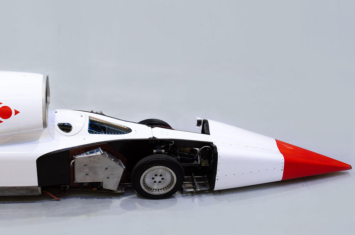 Bloodhound ready for South Africa test - nose